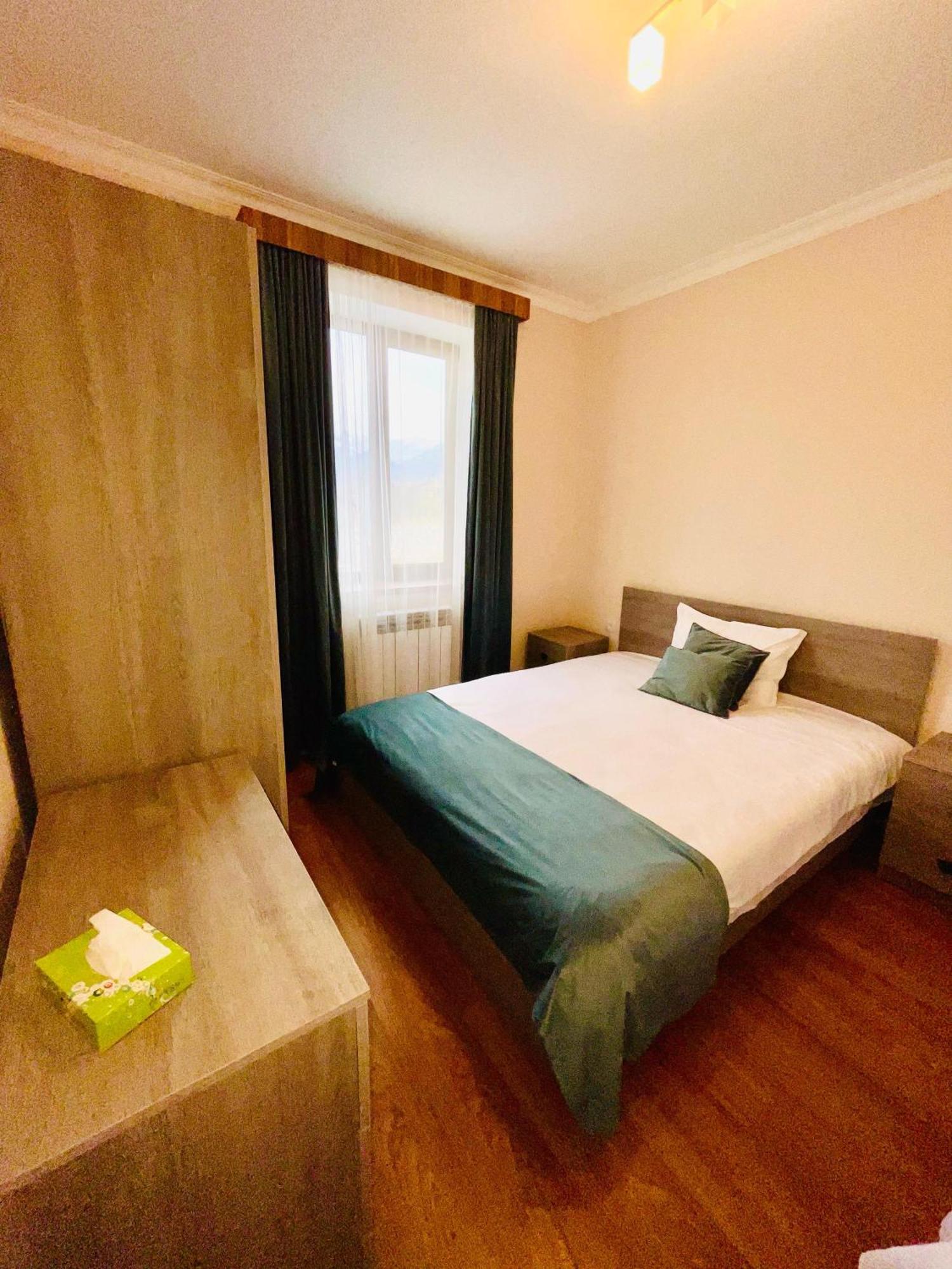 Zartonq Hotel Tat'ev Room photo